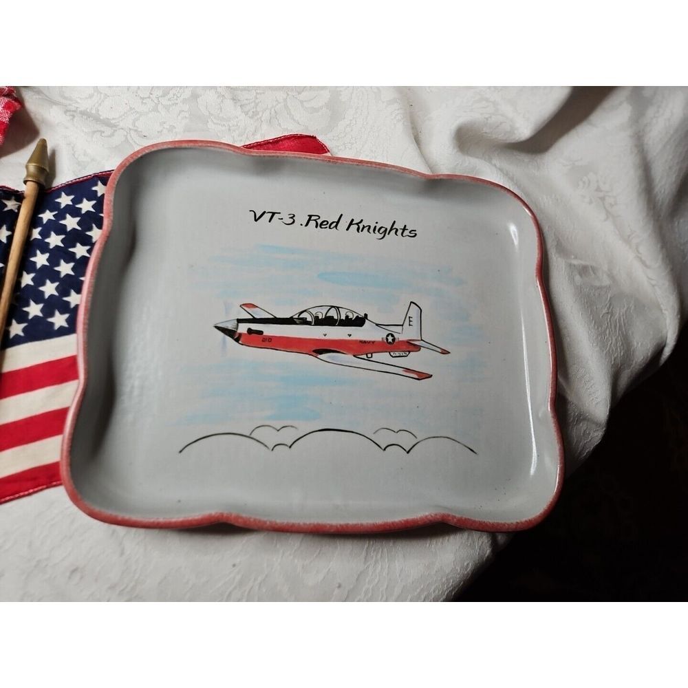 VT-3 RED KNIGHTS U.S. NAVY Naval Aviator Training Squadron Tray Art Pottery‎ - Picture 8 of 12